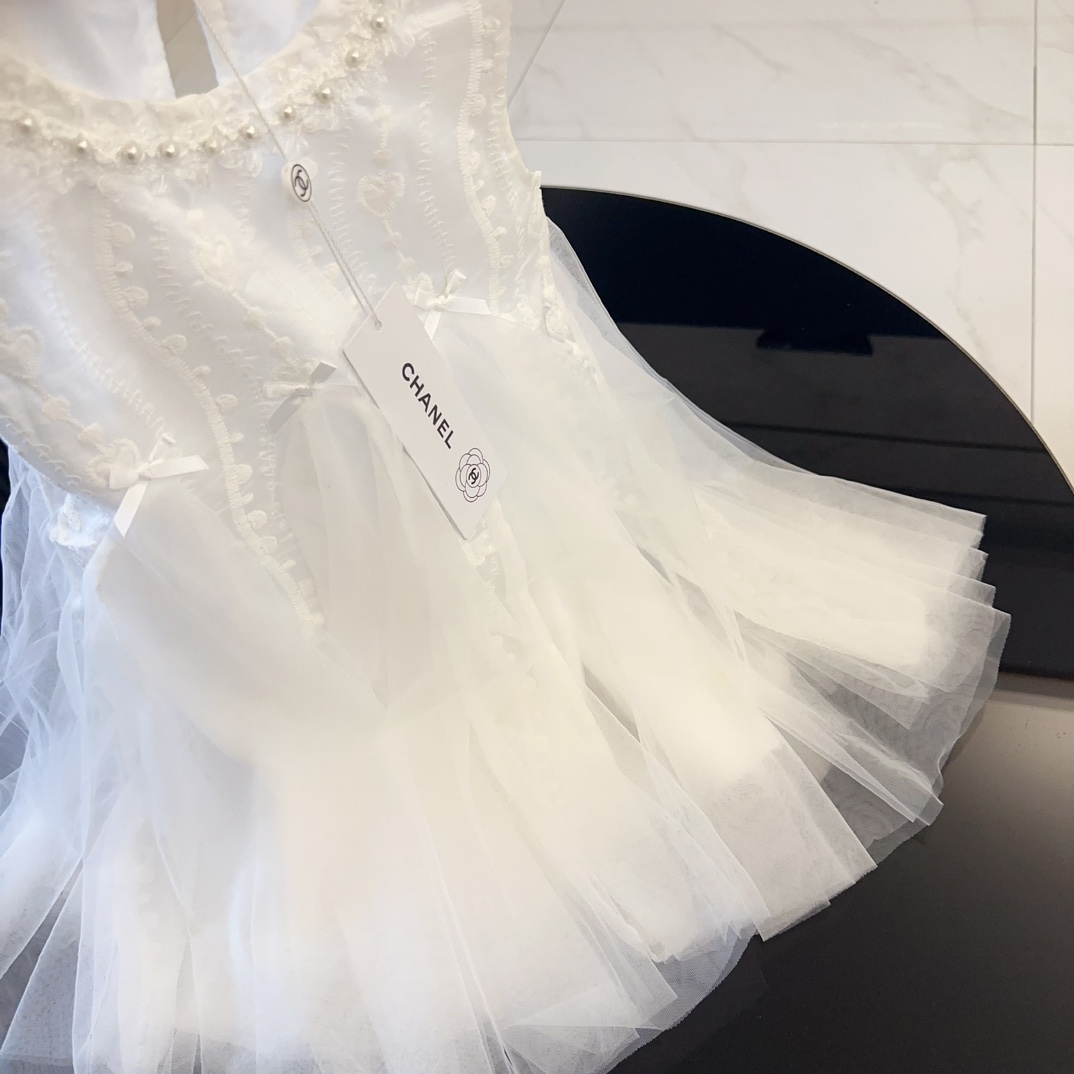 child/Girls' clothing
